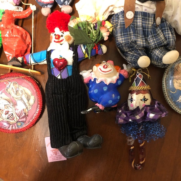 Vintage Clown Doll Collection - Picture 4 of 6